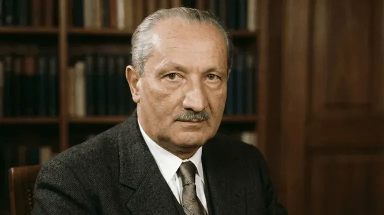 Failed Field Analysts: Marty Heidegger and the Depth Machine