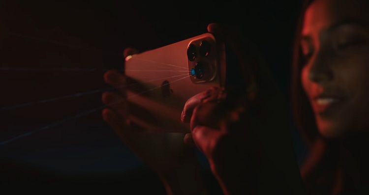iPhone-12--2-
