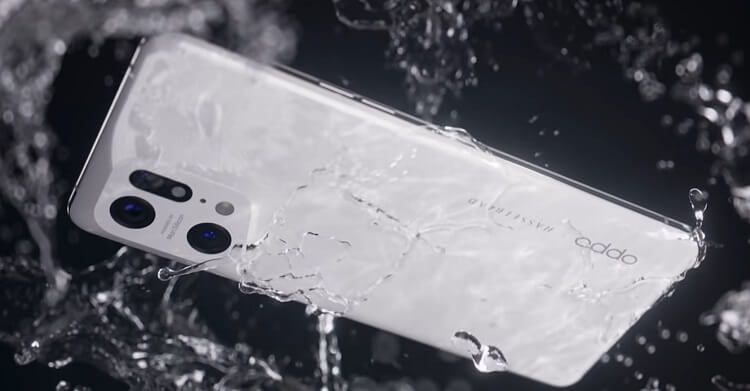 How to Fix a Water-Damaged Phone