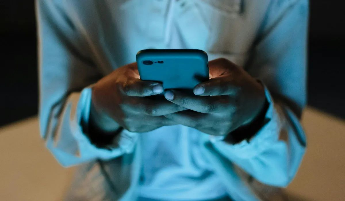 Can You Download an OnlyFans App? What Fans Should Know