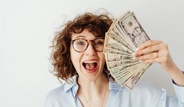 How Much Can You Make on OnlyFans? Real Numbers, Real Strategies