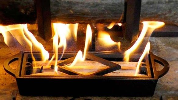 Stop Battling with Tough to Light Logs and use the Cast Iron Firestarter