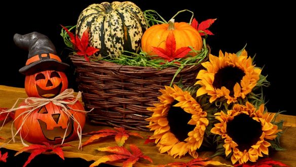 Fall Displays for DIY Decorating your Fireplace and Home this Season