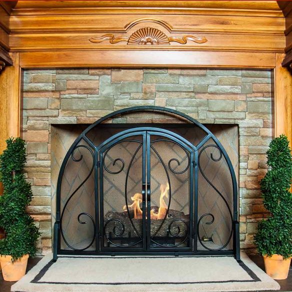Benefits of Single Panel Fireplace Screens