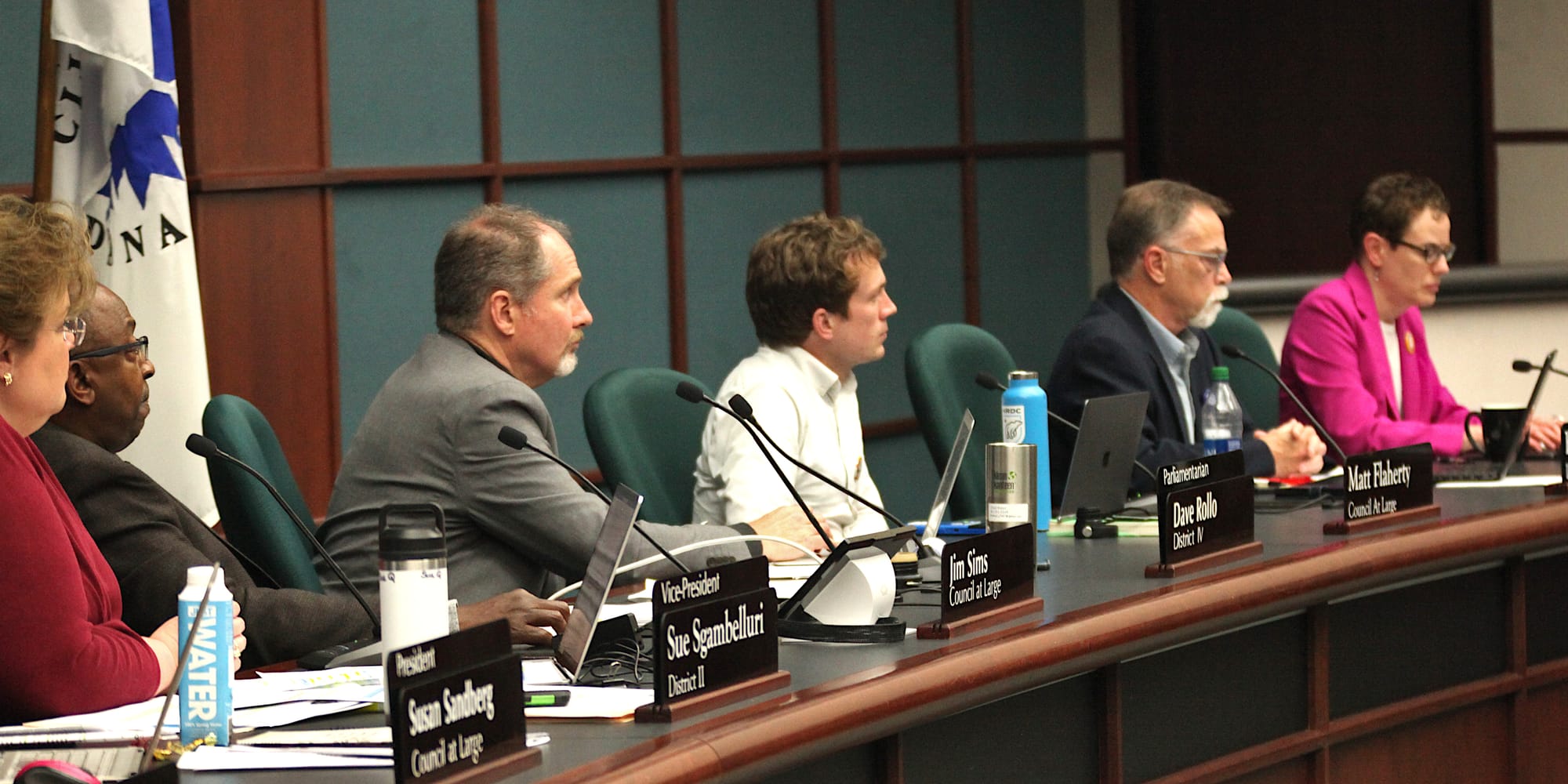 councilmembers seated at dais