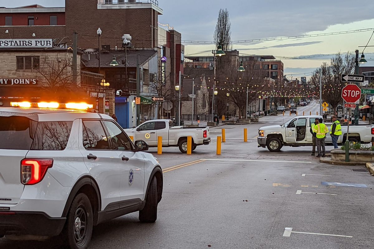 Parts of Bloomington’s Kirkwood Avenue open for peds and dining, closed to cars now through Oct. 1