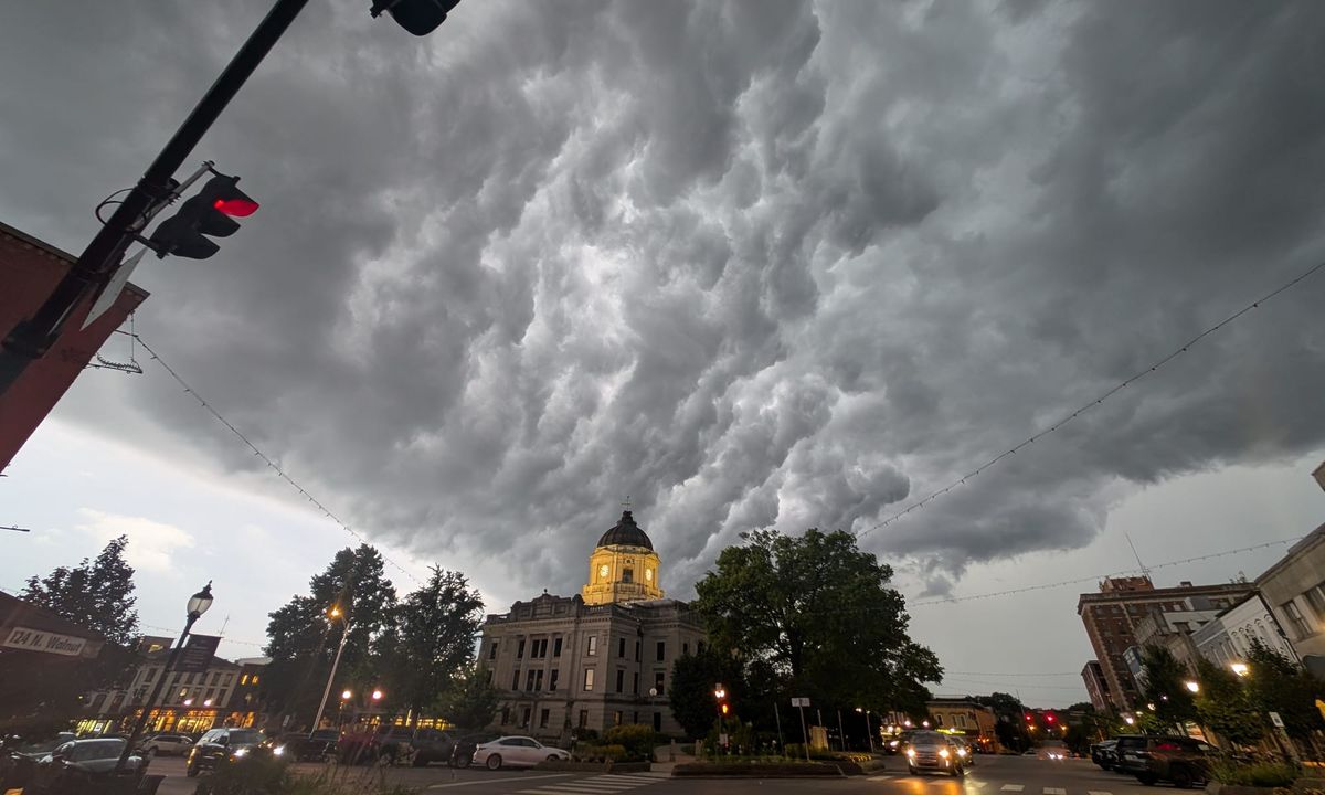 6th Street & Walnut Street