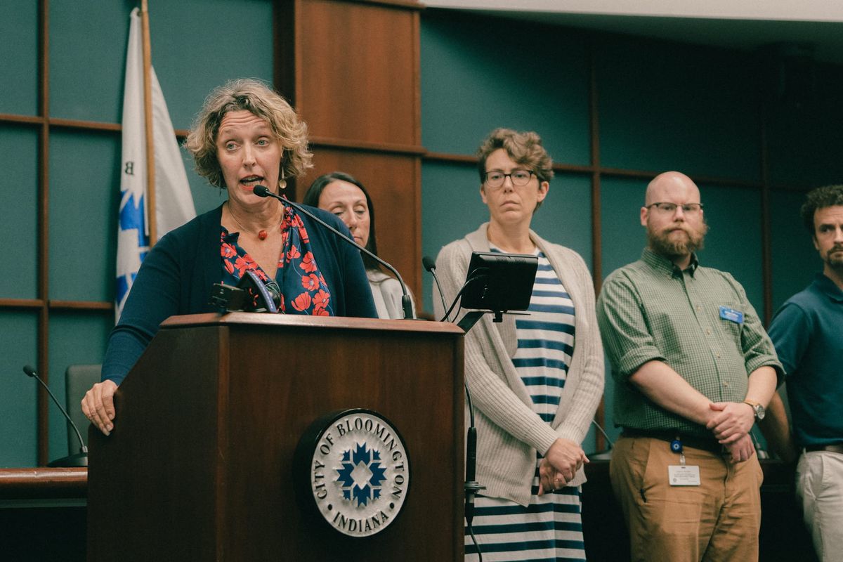 At press conference, Bloomington mayor Kerry Thomson says ‘other jurisdictions’ are sending homeless people to Bloomington