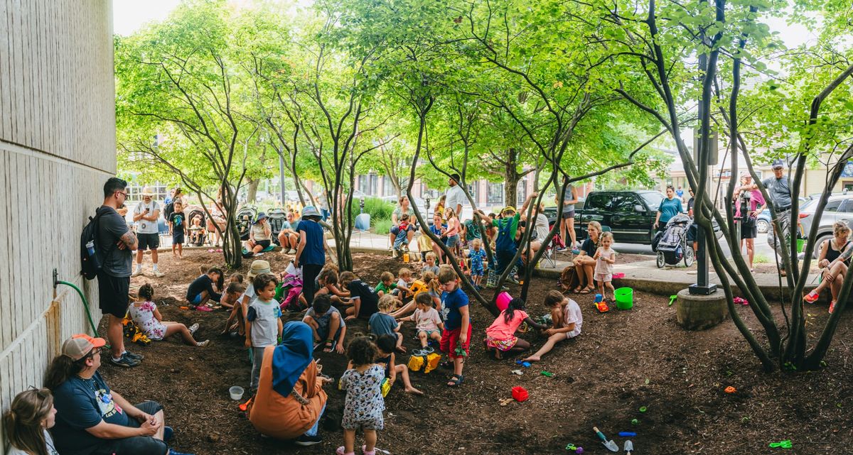 Kirkwood Avenue & Lincoln Street