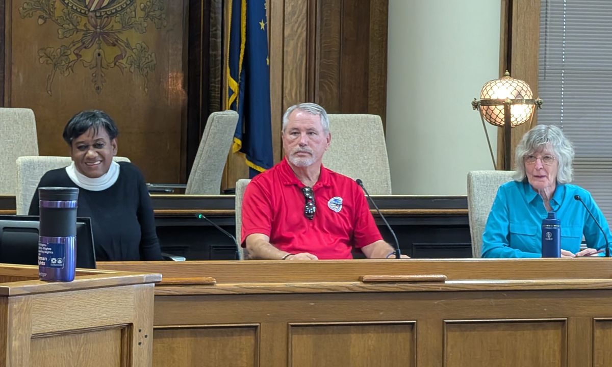 Cross-party split makes Republican chair of Monroe County election board