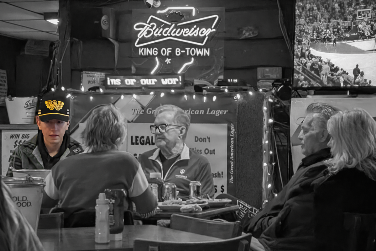 Smith Road & 3rd Street (Office Lounge)