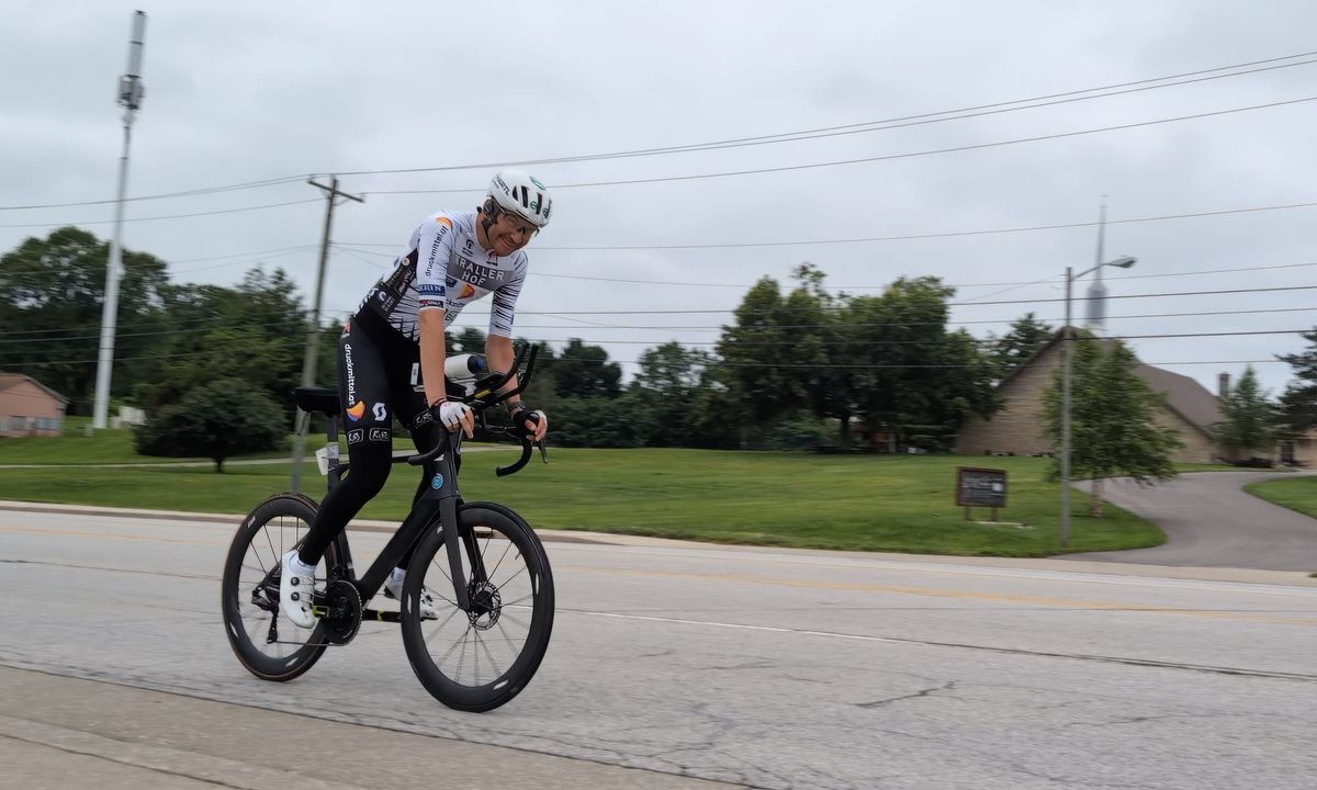 Austrian cyclist Philipp Kaider leads RAAM through Bloomington for second straight year