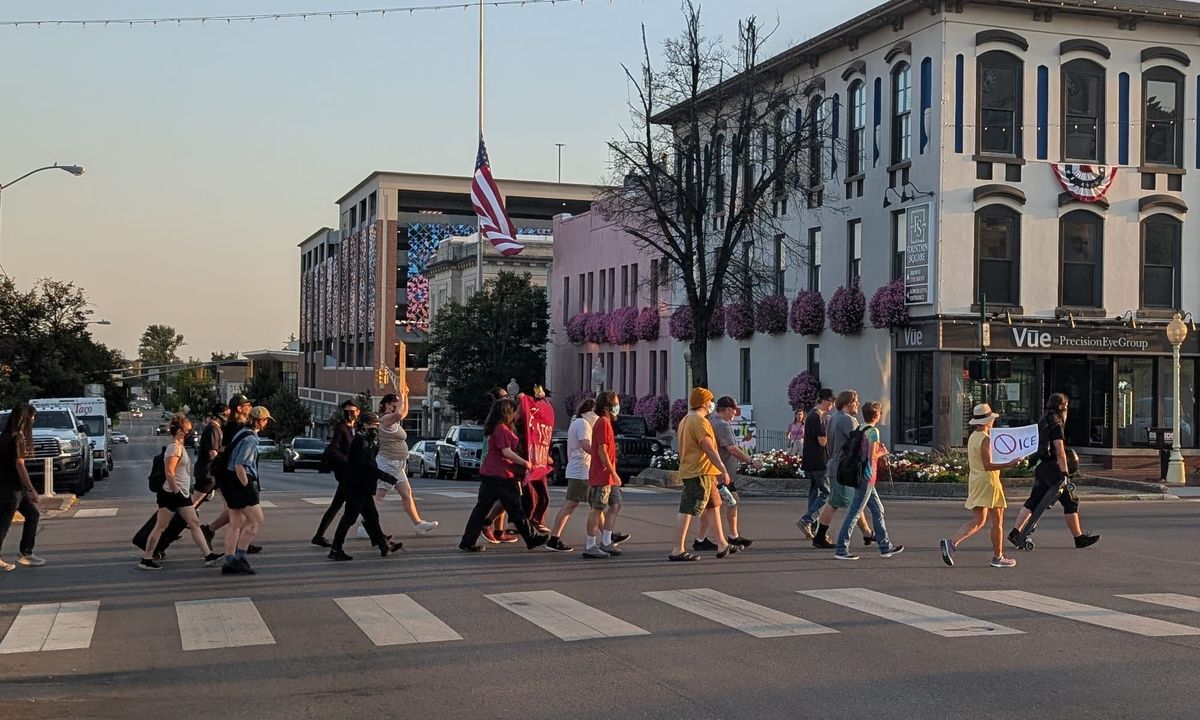 Kirkwood Avenue & Walnut Street