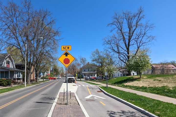 Stop signs reinstalled at 7th & Dunn in Bloomington