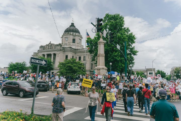 'No Kings' Bloomington crowd hears warning: Trump is more dangerous because he was democratically elected