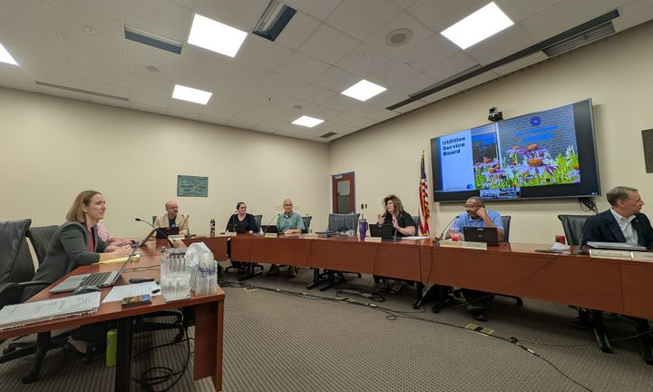 Bloomington residential drinking water charges could rise 21% under CBU proposal