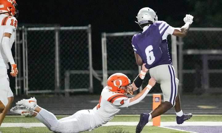 Panthers pounce: Bloomington South rolls past Columbus East 42–7 in opener