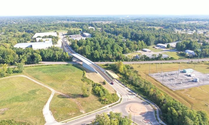 Vernal Pike & Sunrise Greeting Court