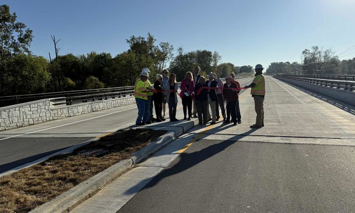 Fullerton Pike & Clear Creek