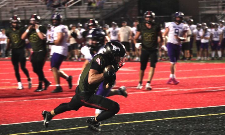 Edgewood Mustangs fall to Sullivan 28–21