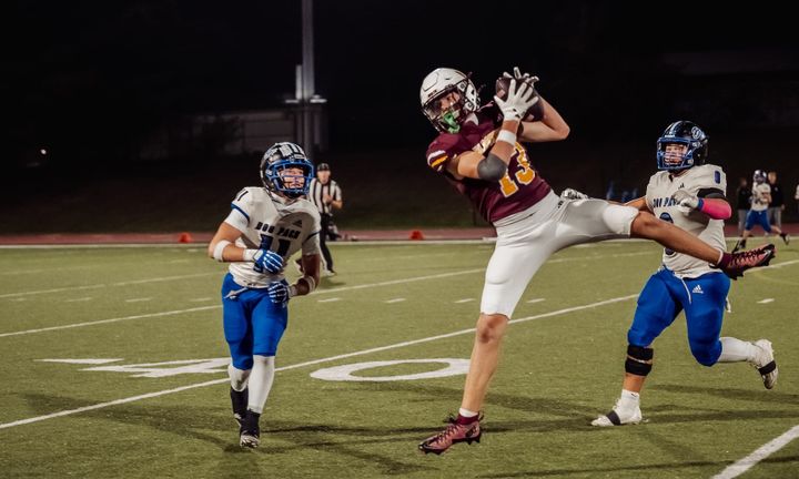 Bloomington North rallies late to outlast Columbus North, 31–28