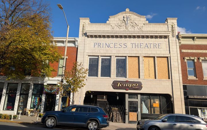 Retail notebook: Fresh facade for Princess Theater building means possible Dec. 1 opening for new downtown dining spot