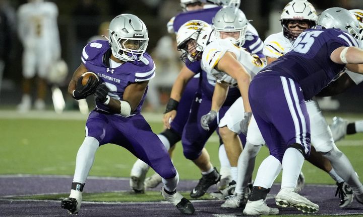 Panthers roar back with late rally for football sectional title over rival Cougars, 31-28