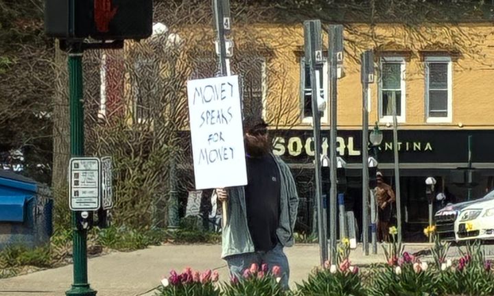 6th Street & Walnut Street