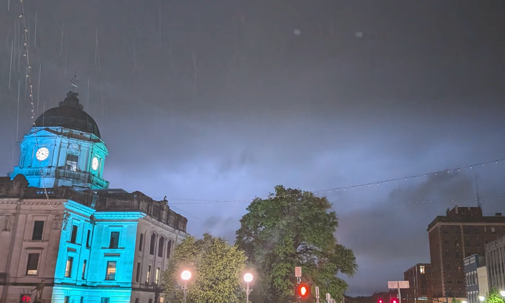 6th Street & Walnut Street