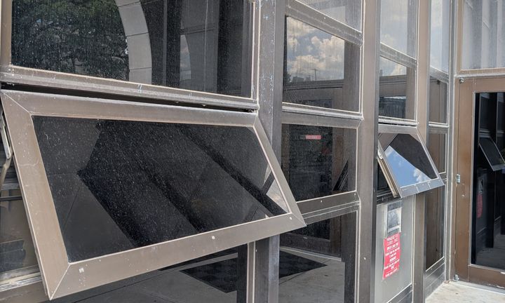Use of drain cleaner fills Monroe County justice building with rotten-egg odor; workers report vomiting, nausea
