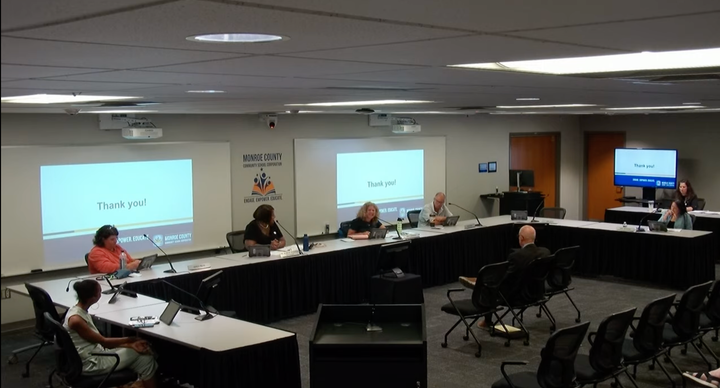 MCCSC board takes first step toward limiting bargaining for non-teaching staff