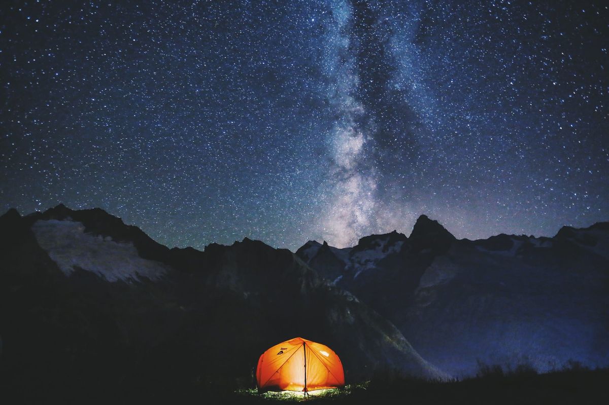 Under the Stretched Curtain: Seeing the Heavens with Hebrew Eyes