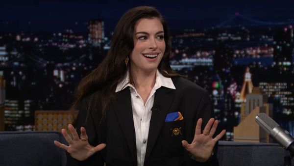 Anne Hathaway’s Bump: What the Celebrity Fake Pregnancy Conspiracies Reveal About, Well, Everything