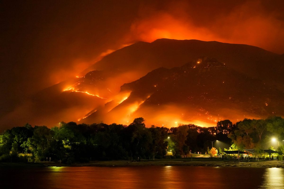 As world battles deadly heatwaves, oil and gas profits set to nearly double
