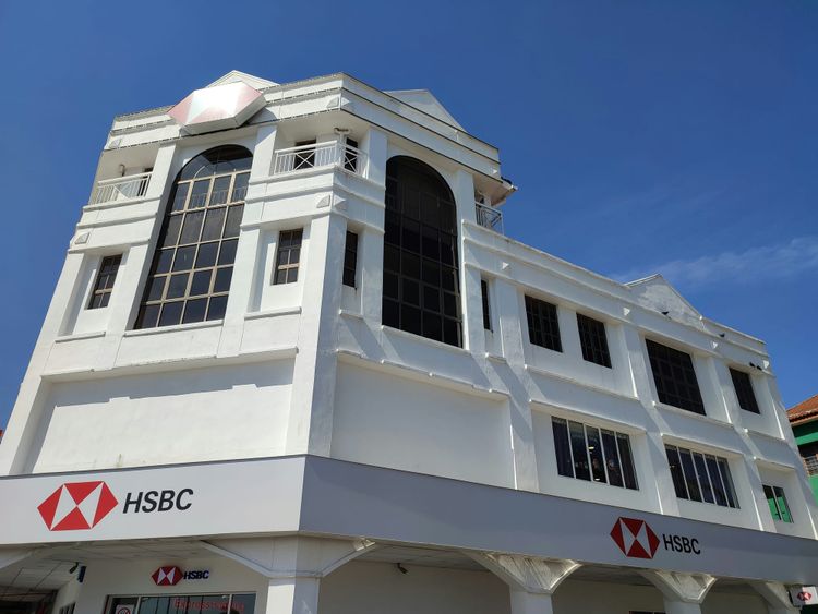 Green economy businesses leave HSBC after bank’s NZBA exit