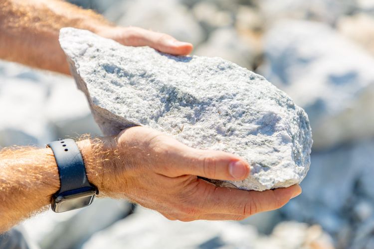 Microsoft signs new carbon removal purchase agreement with UNDO