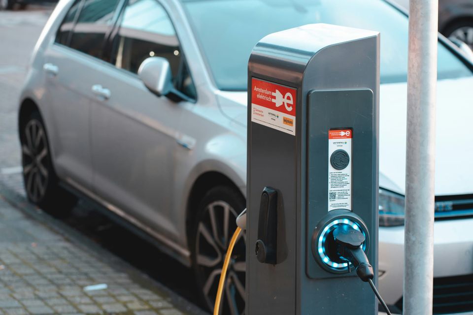 EV industry urges EU to stay the course