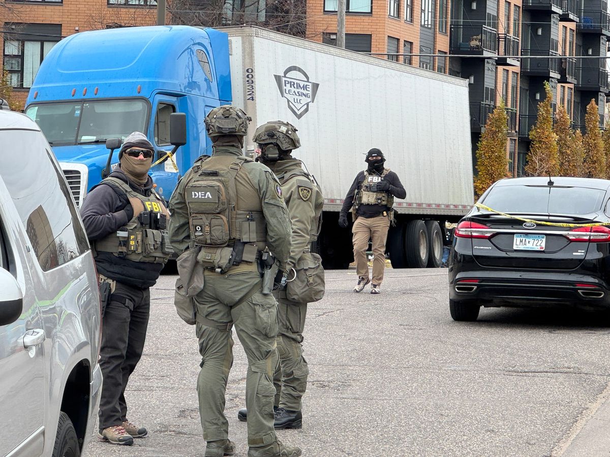 Community members respond to fed raid in St. Paul