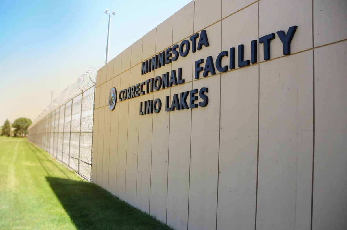 Minnesota prison guard accused of raping former inmate
