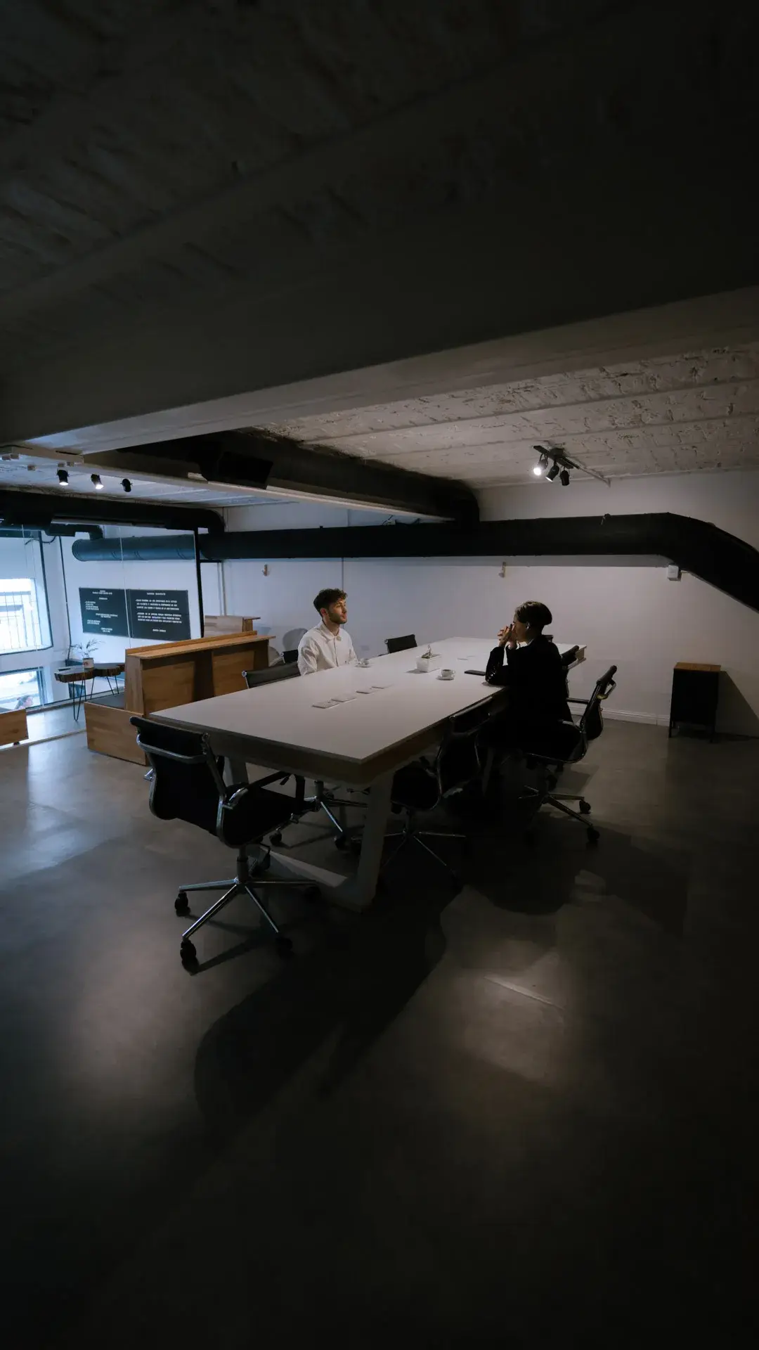 Sala de reuniones para 12 personas en zona centrica de Buenos Aires.