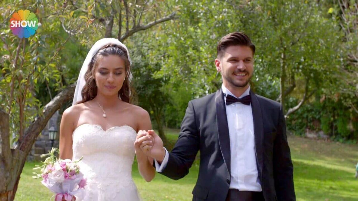 Final trágico e feliz de 'Never Let Go': Ygit salva Nur e os dois casam-se