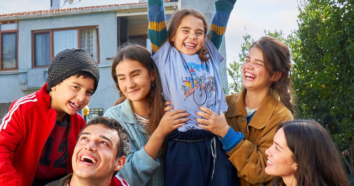 6 of Us: vontade de Cevdet muda tudo e Necla explode