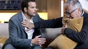 Afonso morre diante de Tomás no último episódio de Amor à Prova