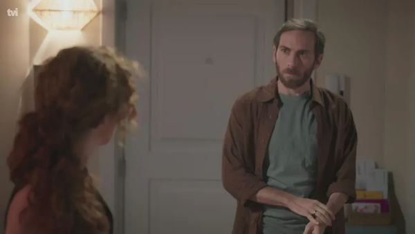 'A Protegida': Rui beija Margarida e é rejeitado sem piedade