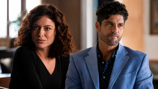 Terra Forte: Laura propõe casamento a Caio para recuperar a filha
