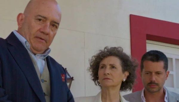 Image of: Vitória: Afonso Pimentel e José Raposo formam dupla de vilões na nova novela da SIC