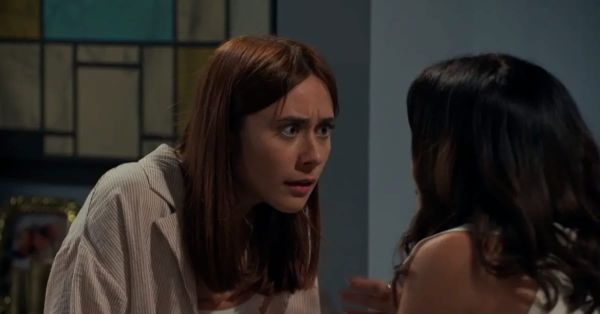 Image of: Isabel foge para o Brasil com Lia após vingar-se de João em ‘Vitória’
