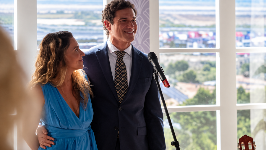 Coração de Mãe: Bento assume presidência e apresenta Linda como sua nova noiva