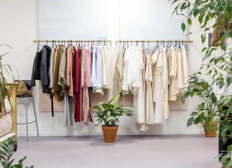 Warwick Research Centre Creates New Adhesive Technology Set to Revolutionize Fashion and Sustainability