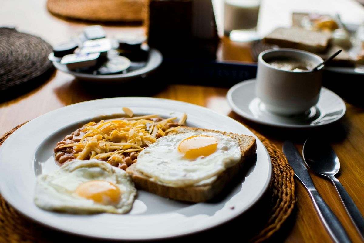 Grab a Plate, Find Your People: Free Midweek Brunch for Nottingham Students